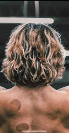 Shoulder Length Surfer Hair, Bleached Surfer Hair Men, Men’s Long Hair Blonde Highlights, Long Hair Men Highlights, Mens Highlights Dark Hair Long, Blonde Highlights Men Long Hair, Surfer Highlights Men, Men Surfer Hair, Alex Eubank Hairstyle