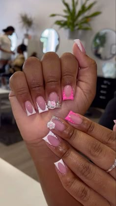 Nails Design Classy, Spring Nail Acrylic, Nails Idea Spring, Nails 2023 Acrylic, Nails Short Cute, Nails Acrylic Coffin Spring, Spring Nail 2023, Coffin Spring Nails, Nails 2022 Spring