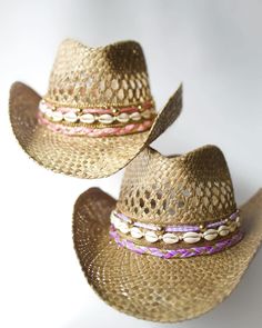 Did someone say coastal cowgirl summer??? Beach day? Country concert? Girls trip? Our handmade cowgirl hats are the PERFECT accessory for any outfit! These tan straw cowgirl hats are decorated with your choice of color ribbon, gold/silver ribbon, plain cowrie shells, & gold/silver chain. Cowgirl Hat Ideas, Straw Cowgirl Hats, Cow Girl Hats, Coastal Cowgirl Hat, Straw Cowgirl Hat, Cowgirl Summer, Costal Cowgirl, Concert Country, Girl Hats