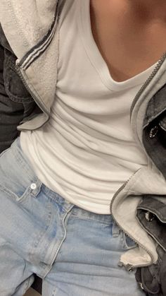 Guy Shirts Aesthetic, Shirt Less Guy Snap, Guys Jeans Outfit Aesthetic, Guys White Shirt Aesthetic, Sebastian Weaver, Joana Marcus, Jack Ross, Body Pics, Boys Bed