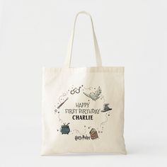 Celebrate your child's First Birthday with these sweet tote bags from Harry Potter. Personalize by adding your child's name! Harry Potter First Birthday, Harry Potter Tote Bag, Harry Potter Bag, Harry Potter Theme Birthday, Tot Bag, Happy First Birthday, Harry Potter Theme, Birthday Design, Printed Tote Bags