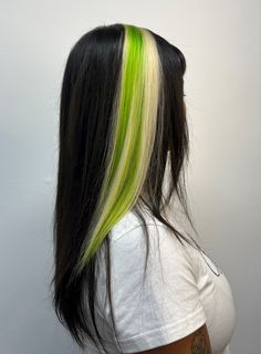 Green Streaks In Hair, White And Green Hair, Green Dyed Hair, Green And White Hair, Monster High Hair, Black And Green Hair, Neon Green Hair, Striped Hair, Neon Hair