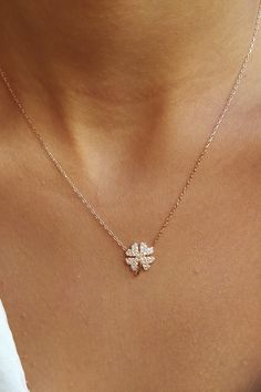 We magicly made this clover necklace and you'll get the Irish luck🍀 Get this beautiful minimalist jewelry made with the quality of perfect elements✨ You can choose 925K Sterling Silver with the options of Gold, Rose Gold or White Gold colors. High quality jewelry for everyone 🤍  Details * 925K Sterling Silver Option → 14K Gold, Rose Gold or White Gold plated * Chain length is approximately 18 inches (16+2 in extender) / 45 cm (40+5 cm extender) * Time is everything! You will receive your package as soon as possible 🚚  * We care about the quality of metal to make sure it will last for a long time * We use enamel technique to color the jewelry and high quality zircons only * There can be tiny differences on each item. Length difference of the chain as well as color changes and shade diffe Time Is Everything, Irish Necklace, Irish Luck, Clover Pendant, Good Luck Gifts, Floral Jewelry, Clover Necklace, Minimalist Designs, Floral Jewellery