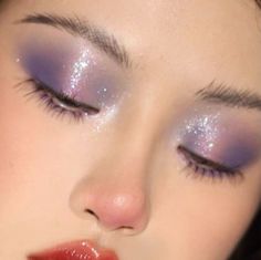 ଳ ‧₊˚ ⋅ Dreamy Purple Eyeshadow, Wedding Makeup For Purple Dress, Brown Purple Eyeshadow, Rapunzel Eye Makeup, Purple Makeup Green Eyes, Lilac Fairy Makeup, Purple Soft Glam Makeup, Fairy Makeup Purple, Light Purple Eyeshadow Looks