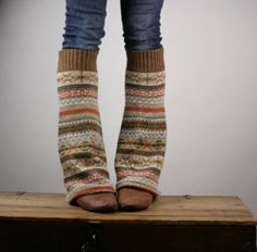 upcycled recylcled sweater leg warmers Hantverk Diy, Old Sweater, Upcycle Sweater, Fair Isle Knitting, Boot Socks, Look At You, Looks Style, Sweater Sleeves, Leg Warmers