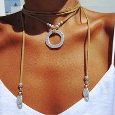 Material: Velvet, Zinc Alloy Cheap Leather Necklace As Gift, Boho Rocker Chic Jewelry, Leather Necklace Simple, Leather Cord Jewelry Lariat Necklace, Necklace With Leather, Metal And Leather Jewelry, Handmade Leather Necklaces, Wrap Choker Necklace, Leather Choker Necklace