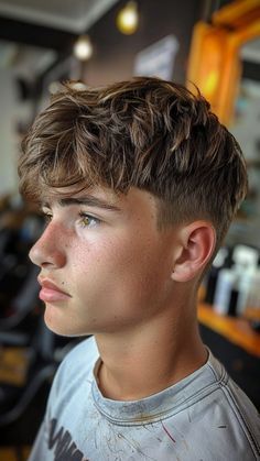 Trending Teen Boy Hairstyles, 90s Skater Haircut, Middle School Boy Haircut, Teen Boy Haircuts Straight Hair, Curtain Hairstyle, Boys Haircut Styles, Teen Boy Haircut, Boy Haircuts Short