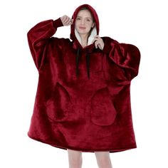 Pavilia Sherpa Wearable Blanket Hoodie, Oversized Sweatshirt Blanket Gift for Adults WEARABLE HOODIE BLANKET - A perfect sweater and blanket all in one. Made from 460 GSM of 100% premium microfiber fleece polyester and plush sherpa lining, this blanket sweatshirt is super soft, comfortable and luxurious! Functional and practical, perfect for all season outdoor and indoor activities. Large Pocket Design - Comes with a giant sweatshirt pocket to keep hands warm; and a small front chest pocket to s Blanket Sweatshirt, Perfect Sweater, Sweatshirt Blanket, Hoodie For Women, Blanket Sweater, Blanket Hoodie, Big Pocket, Hoodie Blanket, Wearable Blanket