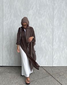 Abaya Summer Hijab Outfit, Hijabi Minimalist Style, Hijabi Linen Outfits, Eid Hijab Outfits, Hijab Summer Fashion, Pa School Outfits, Hijabi Style Summer, Summer Hijab Look