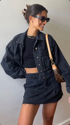 Black Denim Jacket Outfit, Scandi Fashion, Jacket Outfit Women, Denim Jacket Outfit, Outfit Inspo Fall, Lookbook Outfits, Looks Vintage, Fashion Killa, Outfits Casuales