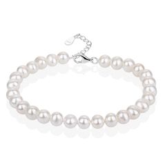 Pinterest Wishlist, Professional Office Wear, Pearl Jewelery, Bluey Characters, Winter Bracelet, Bracelets Pearl, Pearl Bracelet Jewelry, Silver Pearl Jewelry, White Fits