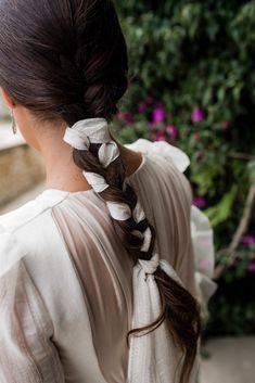 Chignon Bun, Hair Arrange, Ribbon Hairstyle, Unique Hairstyles, Wedding Hair And Makeup, Cool Hair Color, Dream Hair, Hair Dos