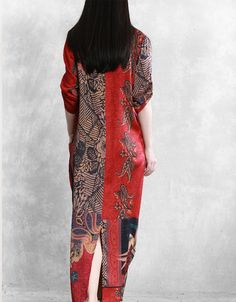 Features: Item: Silk Long Dress Gender: Women Material: Silk Process: Print Style: Loose Season: Summer: Spring Color: Red Size: One size Size M Length(cm) Shoulder Sleeve (cm) Chest(cm) One Size 132 39 46.5 115 Long Fall Dresses, Long Dress Summer, Silk Long Dress, Muumuu Dress, Red Pocket, Cotton Long Dress, Silk Dress Long, Half Sleeve Dresses, Comfortable Room