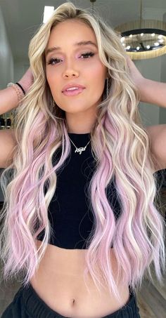 Pink Hair Underneath Blonde, Two Tone Hair Blonde, Fun Hair Color Ideas For Blondes Trends, Underneath Dyed Hair For Blondes, Crazy Haircolors, Pink Toned Blonde Hair, Blonde Hair With Color Underneath, Pink Streaks In Blonde Hair, Blonde Hair With Pink Underneath