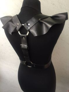 Vegan leather harness,leather body harness, leather straps Female Armor, Body Harness, Fabric Accessories, Leather Harness, Hight Quality, Sewing Inspiration, Edgy Fashion, Suspenders, Alternative Fashion