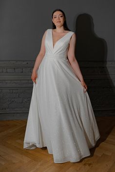 Plus Size Glitter Wedding Dress Kossy - Olivia Bottega Bottega Dress, Feminine Nature, Olivia Bottega, Galaxy Wedding, Minimalistic Wedding, Glitter Wedding Dress, Tulle Top, Bra Cup Sizes, Light Ivory