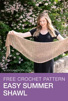 the free crochet pattern for easy summer shawl is featured in this article