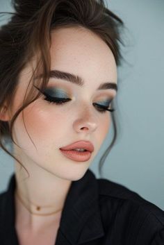 makeup 2024 Ideas Asian Makeup Tutorials, Blue Eyeshadow Looks, Makeup Cute, Face Charts, Make Up Tutorials, Photography Selfie, Cute Smile