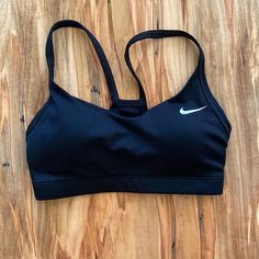 Nike Sports Bra. Padded. Cute Keyhole Back Design. Padded. Never Worn, Without Tags. Excellent Condition Nike Sports Bra Aesthetic, Black Sports Bras, Nike Bras, Cute Sports Bras, Nike Sports Bras, Sports Bra Collection, Nike Bra