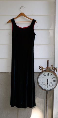 "Beautiful, maxi to floor, sleeveless Dark Green Velvet Dress by Lynn Lugo from the 1990's. Drapes well, soft to touch and deep green with red satin lining. Tag reads Small, Dry Clean Only. SEE LAST TWO PHOTOS FOR WEAR, one at the shoulder and one on the inside bottom zipper area. Measurements total length 49\" waist 29\" bust 34\" hip 44\"  bottom hem 38\" across" 90s Velvet Dress, Dark Green Velvet Dress, Vintage Velvet Dress, Dark Green Velvet, Mother Daughter Dress, Green Velvet Dress, Velvet Maxi Dress, Velvet Maxi, Vintage Velvet