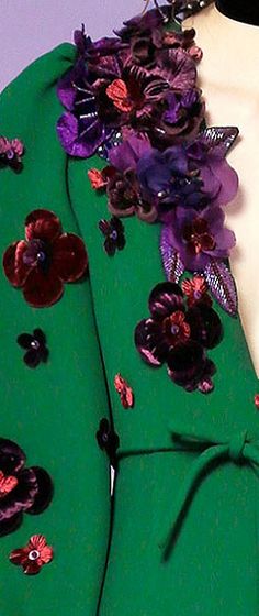 Pre-Fall 2018 Andrew Gn Pageant Wear, Close Up Photos, Embroidery Details, Flower Fashion, Love And Light, Fashion Details, Green And Purple, Beaded Embroidery, Peace And Love