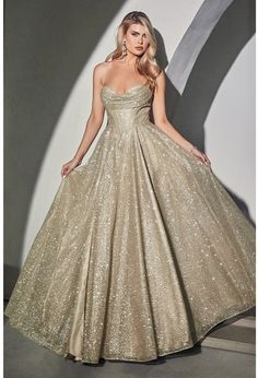 Plus Size Gowns Formal, Cute Bridesmaid Dresses, Cinderella Divine, Prom Dress Plus Size, Spaghetti Strap Prom Dress, Corset Dress Prom, Prom Ball Gown, Dresses Formal Elegant, Theme Dress