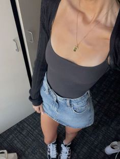 Skirt Ootd, Sporty Summer, Puerto Rico Trip, Style On A Budget, Affordable Outfits, Island Style, Summer Fashion Outfits, Cute Simple Outfits, Basic Outfits