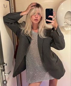 Blonde Hair For Winter, Hair For Winter, Winter Deep, Nighttime Outfits, 2024 Hair Trends, Fancy Fits, Nye Outfits, Daily Outfit Inspiration, Autumn Winter 2024