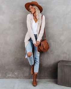 Cozy Winter Outfits, Leather Handbags Crossbody, High Rise Denim, Suede Heels, Soft Knits, Classy Outfits, Racerback Tank, Cross Body Handbags, Knit Cardigan