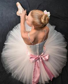 Kristina Webb, Dancer Photography, Ballet Russe, Dance Photography Poses, Ballerina Tutu, Ballerina Art