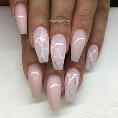 Quartz Nail Designs, Nude Marble Acrylic Nails, Nude Marble Nail Designs, Quartz Nails Acrylic, Pink Quartz Nails, Marble Glitter Nails, Nude Marble Nails, Quartz Nail Art, Pink Marble Nails