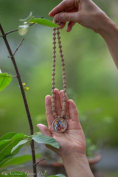 1 row of Kanthimala length 41 cm HandmadeMayapur tulsi beads kanthi mala necklace also, we have Tulasi Japa Mala Shree Radhe Here. https://www.etsy.com/listing/931988980/tulasi-japa-mala-meditation-beads-round?ref=shop_home_active_3&crt=1 100% pure Mayapur tulsi beads kanthi mala. Kanthimala Jai Sri Radhe, very beautiful work, suitable for both men and women, You can order any size from us for you or your children, we will do everything as you need. Harry Potter Ringtone, Krishna Necklace, Tulsi Mala, Album Design Layout, Shiv Parvati, Childhood Memories Art, Mantra For Good Health, Radhe Shyam