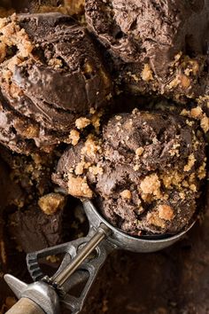 Chocolate Peanut Butter Ice Cream, Hazelnut Ice Cream, Butter Desserts, What Is Healthy Food, Peanut Butter Ice Cream, Homemade Ice Cream Recipes