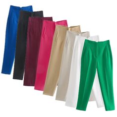 Descrição Calça de alfaiataria reta é uma peça sofisticada, elegante e feminina que pode ser usada em diferentes ambientes. Essa calça possui um recorte reto e mais justo que se adere e modela toda a silhueta, essa calça valoriza e junto com as pernas, deixando uma impressão de pernas mais longas e definidas, além disso possui uma modelagem sofisticada e estruturada que eleva a moda da peça , sendo uma peça feminina, delicada e elegante indispensável no guarda roupa de qualquer mulher. Composiçã Casual Office, Elastic Waist Pants, Office Casual, Upcycle Clothes, Formal Wear, Cropped Pants, Four Seasons, Diy Clothes, Workout Clothes