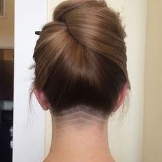 This tiny cut. | These Cool Hair Designs Will Give Your Ponytail New Life Ponytail Undercut, Ponytail Designs, Undercut Ponytail, Pretty Neck, Cool Hair Designs, Undercut Hairstyles Women, Undercut Long Hair, Search Google