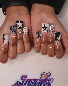 Y2k Duck Nails, Exotic Nail Designs, Nails Y2k, Hand And Finger Tattoos, Acrylic Nail Set, Hard Nails, Duck Nails, Drip Nails