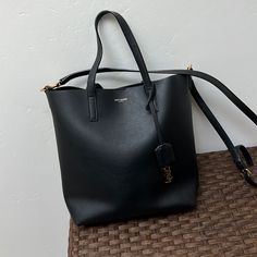 Gorgeous Bag!Hardly Used Saint Laurent Tote Bag, Saint Laurent Tote, Saint Laurent Bags, Yves Saint Laurent Bags, Gorgeous Bags, Yves Saint Laurent, Saint Laurent, Bag Lady, Tote Bag