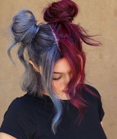 Two Buns Hairstyle, Split Dyed Hair, Cute Hair Colors, Dyed Hair Inspiration, Split Hair, Pretty Hair Color, Hair Color For Women, Dye My Hair, Hair Dye Colors