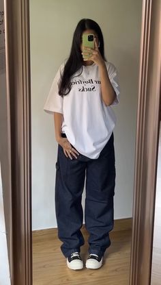 Modest Sporty Outfits Summer, Baggy Clothes Female, Female Baggy Clothes, Modest Baggy Outfits, Oversized Summer Outfit, Tomboy Stil, Tomboy Outfit Ideas, Pakaian Hipster, Oversize Tshirt Outfits