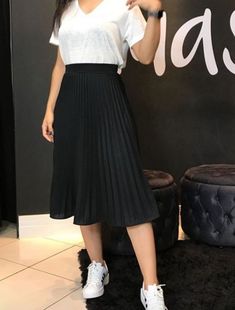 Baby E, Casual Work Outfit, Vestido Casual, Dresses For Teens, Outfit Casual, Work Casual, Skirt Fashion, Outfits Ideas, Work Outfit