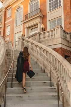 Walking up the stairs for graduation photos. Graduation announcement photos. Cap and gown. From the back photography. Poses for graduation pictures. Graduation Ceremony Aesthetic, Photo Poses For Graduation, Stairs Graduation Pictures, Faceless Graduation Photos, Graduate School Graduation, Graduation Pics High School, Highschool Graduation Pictures Aesthetic, Real Estate Graduation Pictures