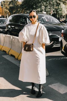 White Dress Street Style, Outfits Timeless, Dress Street Style, Blogger Street Style, Outfit Primavera, Street Chic, Linen Dress, Dress Fashion