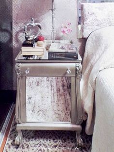 DIY Mirrored Nightstand (A Gorgeous Glam Bedside Table) Decorate With Mirrors, Mirror Decorating Ideas, Small Room Diy, Mirror Adhesive, Nightstand Makeover, Glass Store