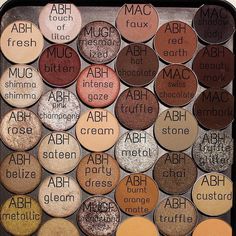 All this eyeshadows  #ABHShadows  @beautybyraeesa  #anastasiabeverlyhills Mac Shadows, Mac Beauty Products, Face Mapping Acne, Chocolate Crumble, Face Mapping, Cream Stone, Face Acne, Single Eyeshadow, How To Apply Eyeliner