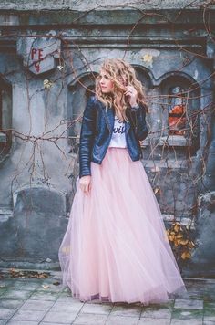 Tulle Skirt Outfits Casual, Long Tutu Skirt, Rok Outfit, Long Tutu, Pink Tulle Skirt, Tulle Long Skirt