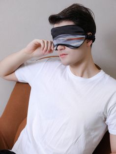 This sleep mask pattern is our original illustration design. Black is the transition between dawn and night. Midnight Blue is the gentle and calm waves at midnight. Pink is the beautiful galaxy in the Milky Way. Our design ensures that the sleep mask is large enough to cover the eyes, completely covering the eyeballs and fit most face sizes. Contoured perfectly for your face regardless of sleep position. This sleep mask has an elastic strap at the back, suitable for head circumference 43cm - 60c Sleep Mask Pattern, Beautiful Galaxy, Silk Sleep Mask, Mask Pattern, Hair Bonnet, The Milky Way, At Midnight, Original Illustration, Face Sunscreen