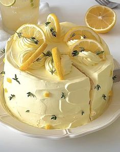 there is a cake with lemons on it