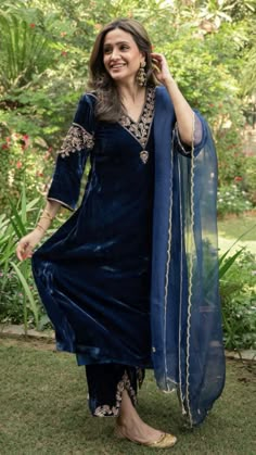 Suite Velvet Suits Women Indian, Plazzo Suit, Velvet Kurta, Plazzo Suits, Color Embroidery, Desi Fashion Casual