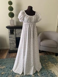 Bridgerton White Full-length Floral Print Dress Jane Austin | Etsy Pride And Prejudice Dress, Jane Austen Dress, Delicate Gown, Full Gown, Jane Austin, Taffeta Dress, Regency Era