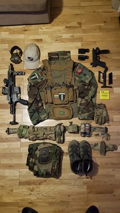 CQB loadout! team Damascus M81 Woodland Loadout, Cqb Loadout, Marsoc Loadout, Tactical Loadout, Marine Raiders, Battle Belt, Tactical Kit, Special Forces Gear, Military Gear Tactical